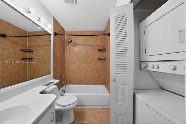 $235,000 | 14106 Southwest 93rd Lane, Unit 14106, Miami, FL 33186