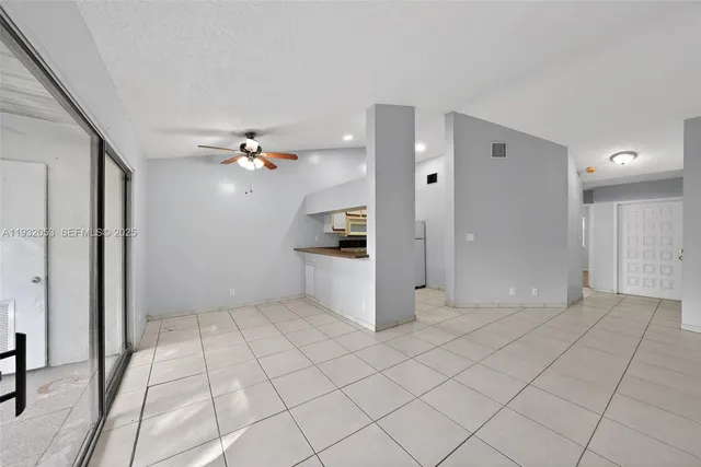 $235,000 | 14106 Southwest 93rd Lane, Unit 14106, Miami, FL 33186