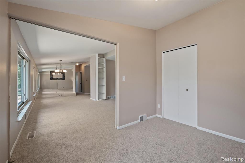 1109 Derby Road, Unit 5 Birmingham, MI 48009 - Photo 13 of 29