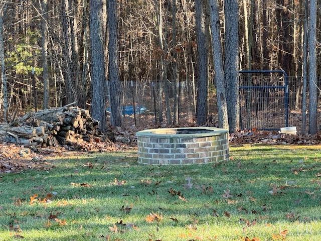 6098 Promise Land Road Appomattox, VA 24522 - Photo 33 of 35 a view of outdoor space and yard