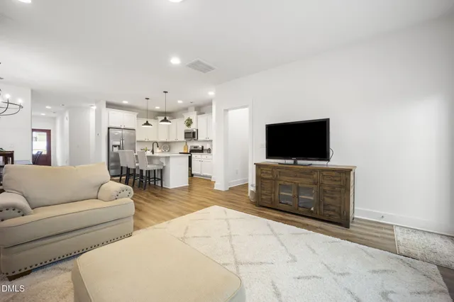 $479,500 | 1112 Elk Falls Drive, Wendell, NC 27591