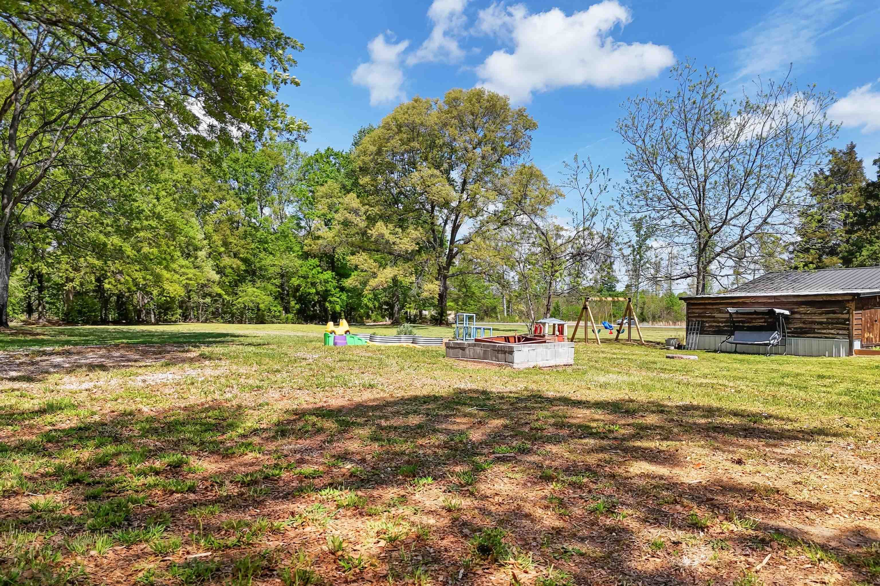 912 Dillon Street Chesnee, SC 29323 - Photo 21 of 46
