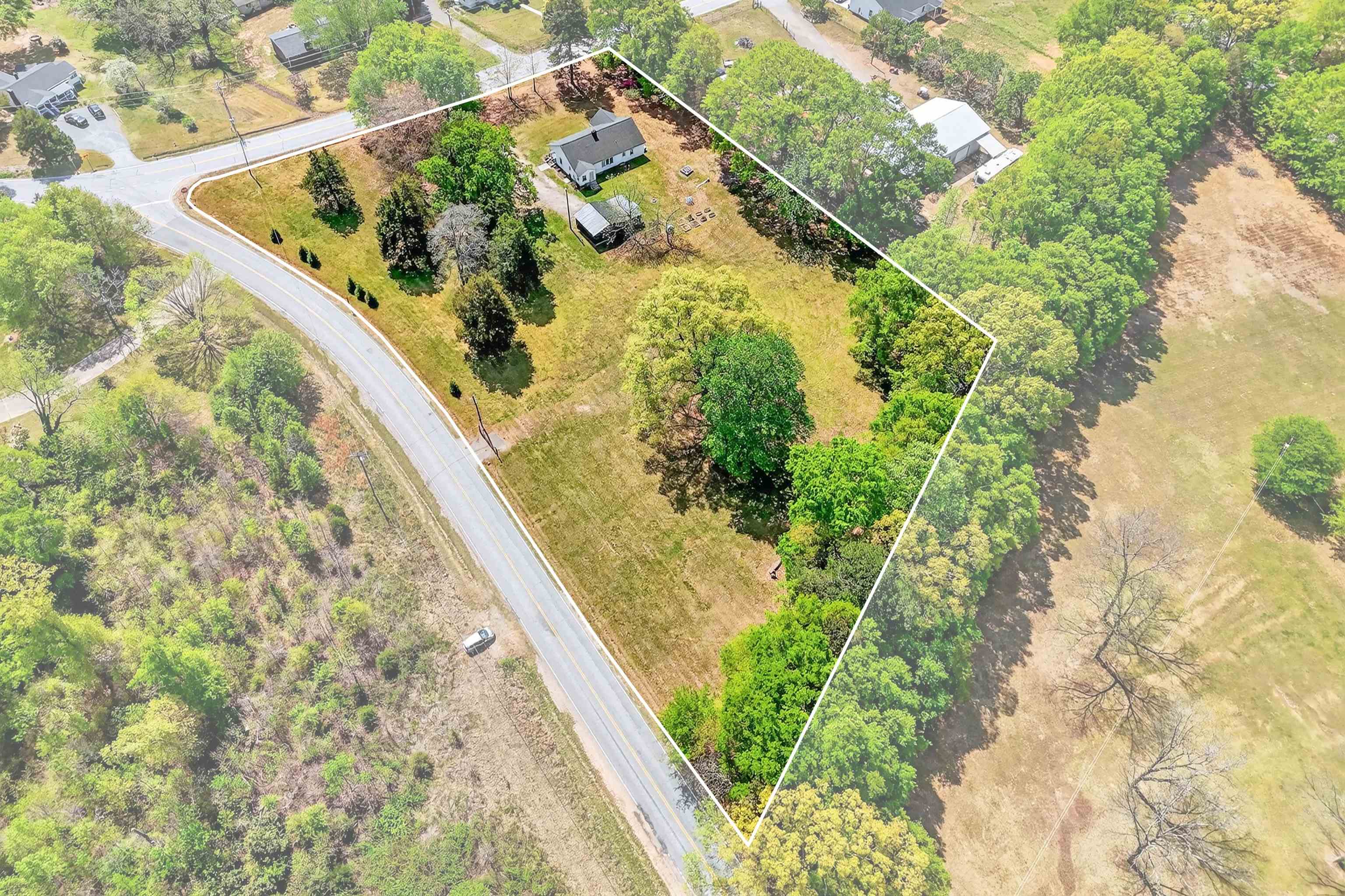 912 Dillon Street Chesnee, SC 29323 - Photo 32 of 46