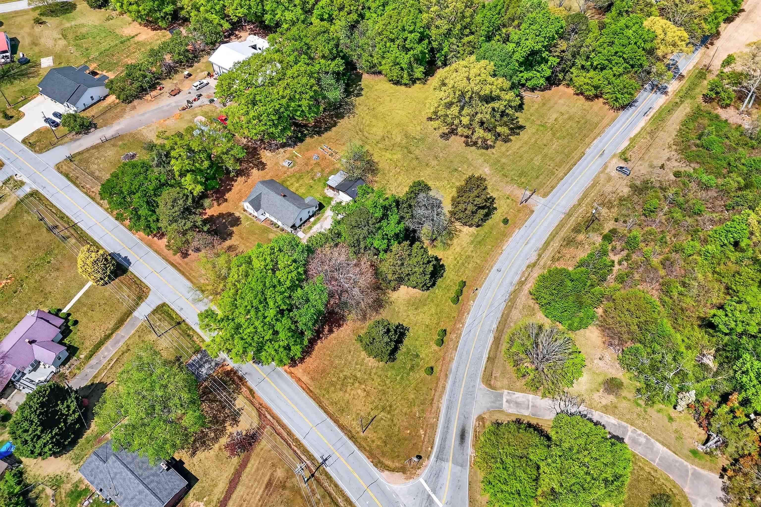 912 Dillon Street Chesnee, SC 29323 - Photo 37 of 46