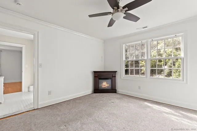 $10,000 | 14 Magellan Lane, Easton, CT 06612