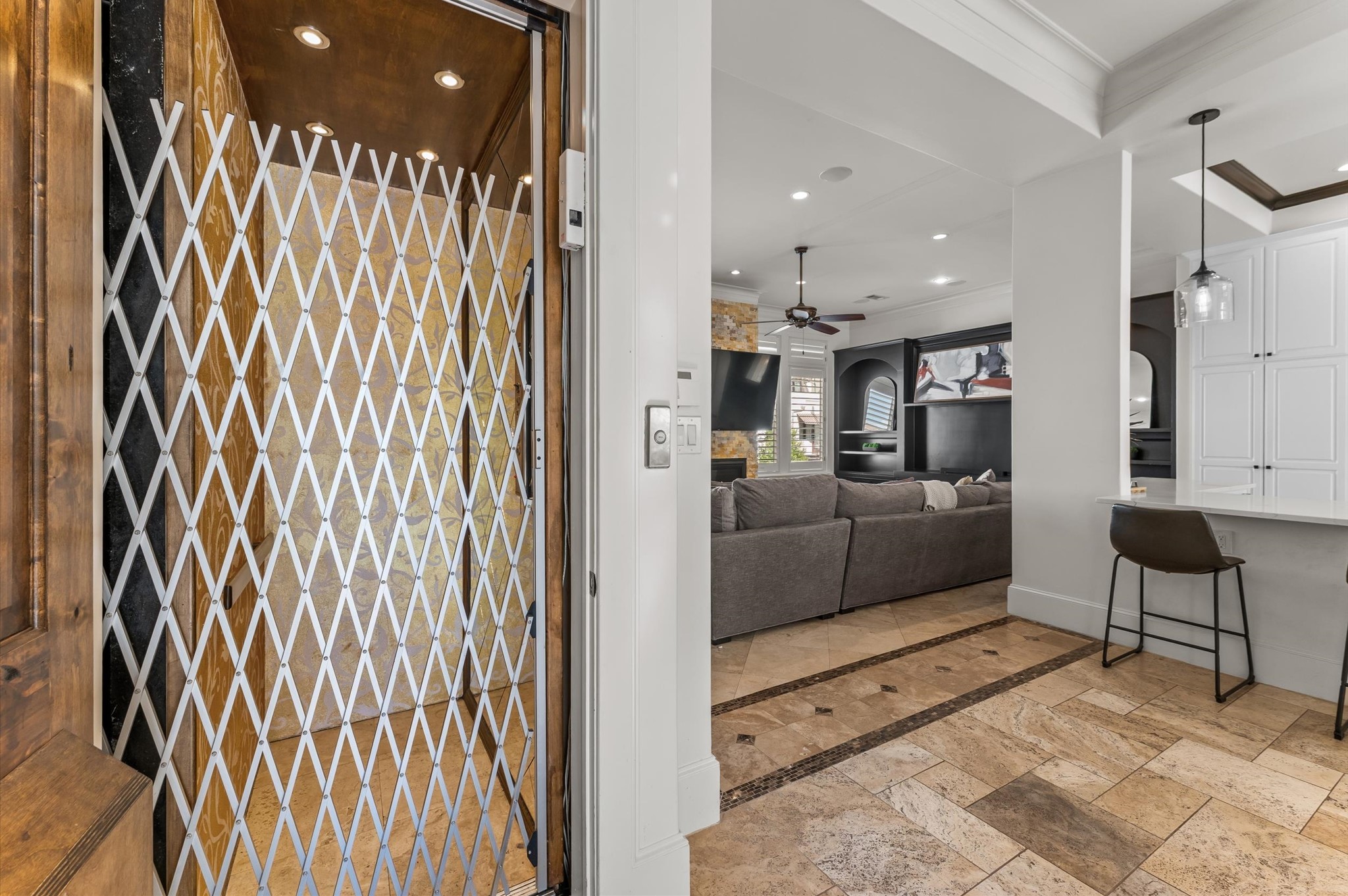 5215 Feagan Street, Unit A Houston, TX 77007 - Photo 12 of 35 a living room with furniture and a rug