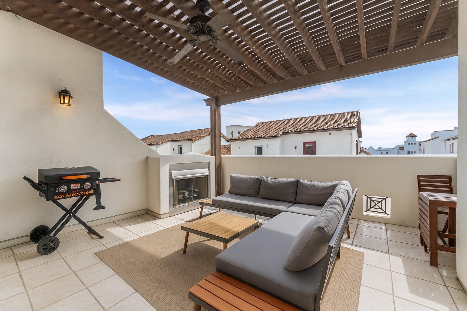 5215 Feagan Street, Unit A Houston, TX 77007 - Photo 31 of 35 a outdoor space with patio furniture