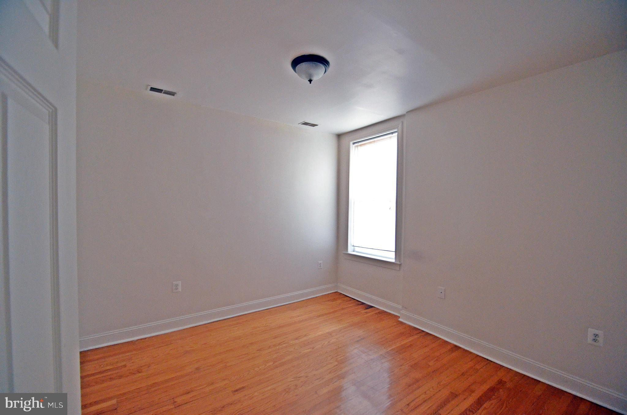 524 Kenyon Street Northwest Washington, DC 20010 - Photo 7 of 19 Bedroom