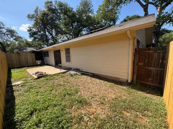 $1,795 | 9405 Newberry Drive, Unit A, Austin, TX 78729