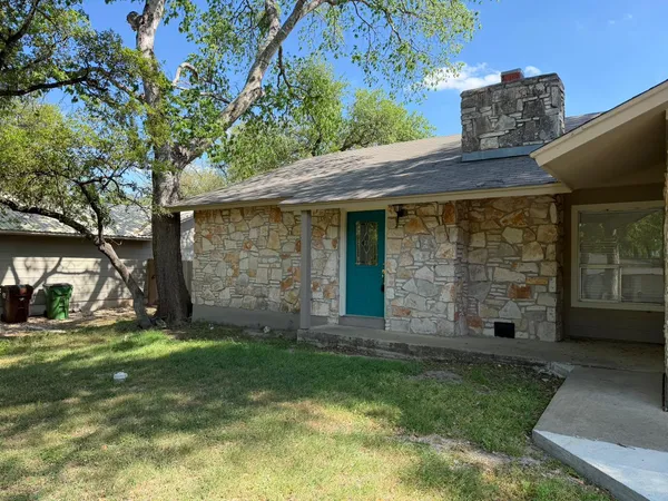 $1,795 | 9405 Newberry Drive, Unit A, Austin, TX 78729
