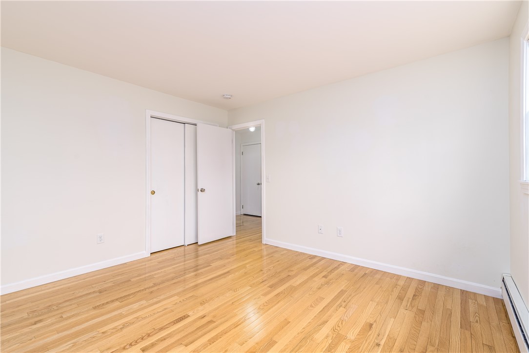 5 Holly Drive Westerly, RI 02891 - Photo 18 of 50