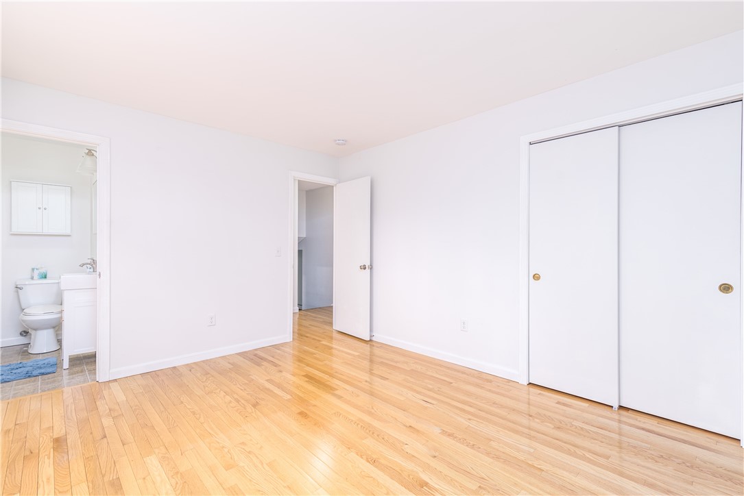 5 Holly Drive Westerly, RI 02891 - Photo 21 of 50