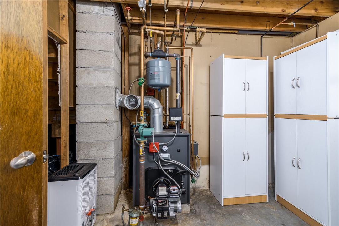 5 Holly Drive Westerly, RI 02891 - Photo 36 of 50