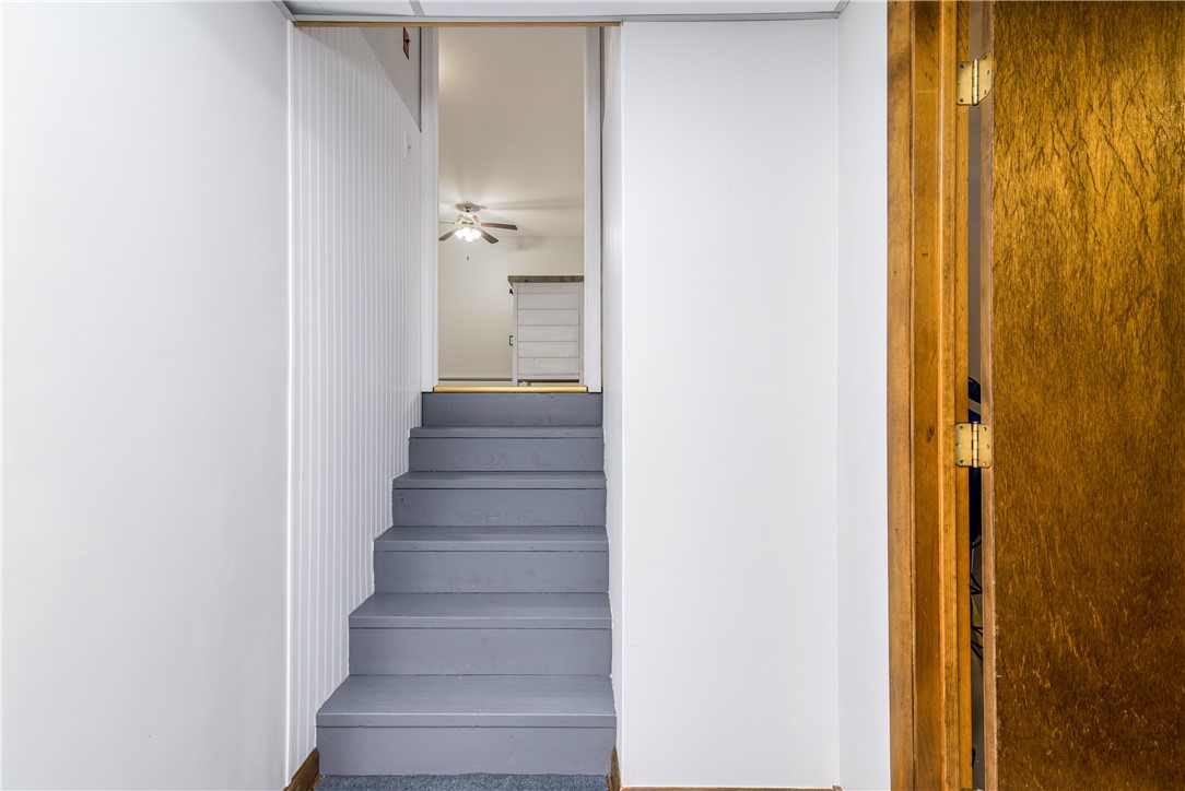 5 Holly Drive Westerly, RI 02891 - Photo 38 of 50