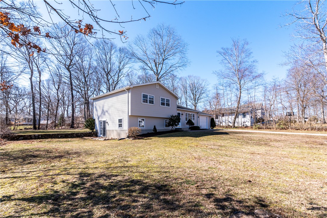 5 Holly Drive Westerly, RI 02891 - Photo 39 of 50