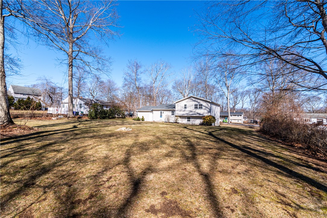 5 Holly Drive Westerly, RI 02891 - Photo 43 of 50