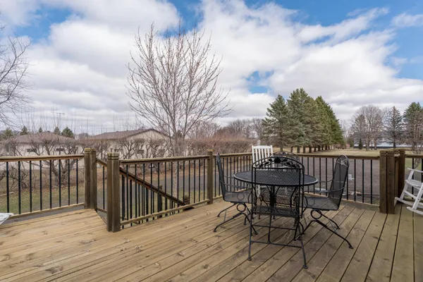 $459,900 | 115 Tami Lane, Mankato, MN 56001
