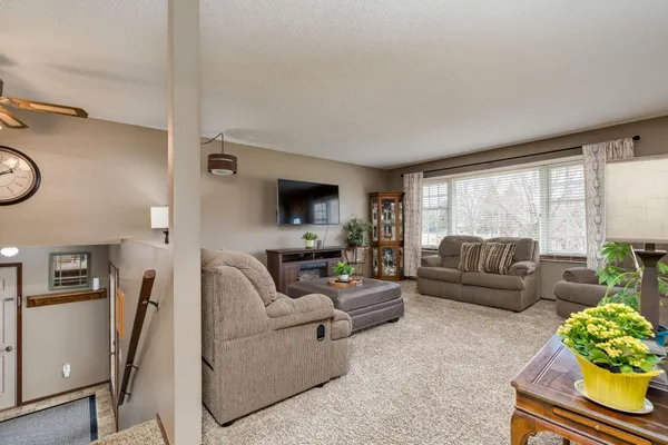 $459,900 | 115 Tami Lane, Mankato, MN 56001