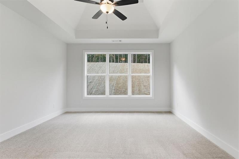 9 Everwood Court Rome, GA 30161 - Photo 21 of 44 an empty room with a window
