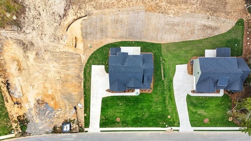 9 Everwood Court Rome, GA 30161 - Photo 43 of 44 a view of a yard in front of a building