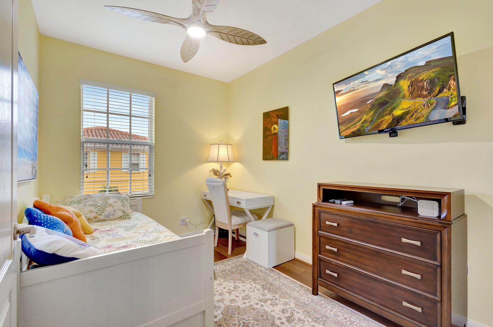 39 Laurel Oaks Circle Tequesta, FL 33469 - Photo 27 of 47 a living room with furniture and a window