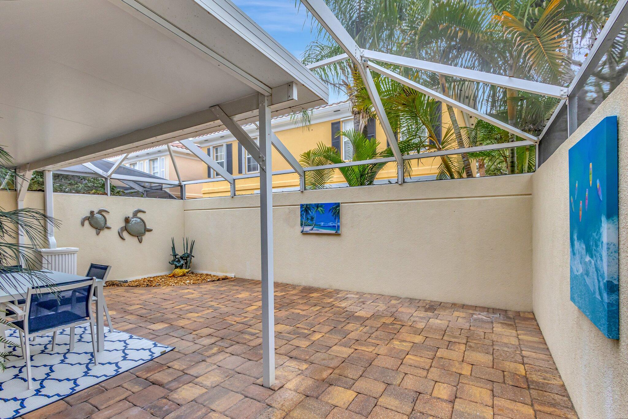 39 Laurel Oaks Circle Tequesta, FL 33469 - Photo 38 of 47 a view of entryway with wooden floor