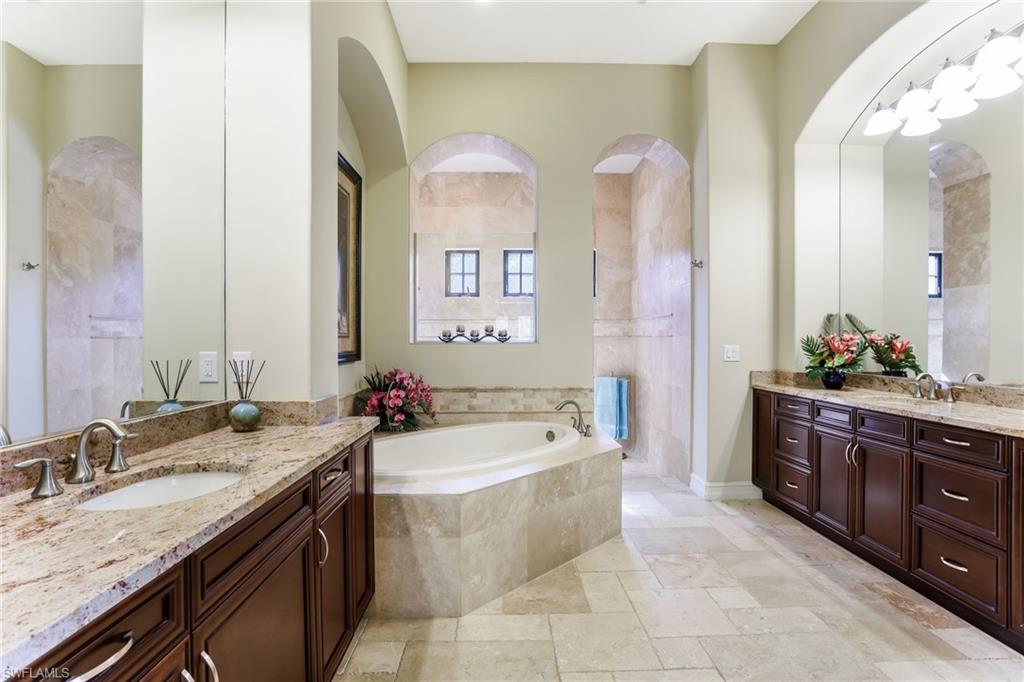 7426 Byrons Way Naples, FL 34113 - Photo 18 of 33 Gallery Image 18