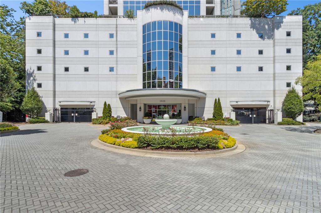 2828 Peachtree Road Northwest, Unit 802 Atlanta, GA 30305 - Photo 1 of 49