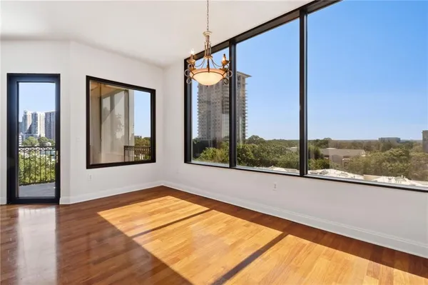$399,900 | 2828 Peachtree Road Northwest, Unit 802, Atlanta, GA 30305