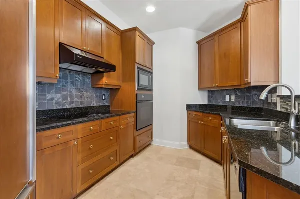 $399,900 | 2828 Peachtree Road Northwest, Unit 802, Atlanta, GA 30305