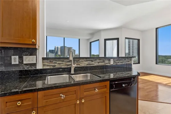 $399,900 | 2828 Peachtree Road Northwest, Unit 802, Atlanta, GA 30305