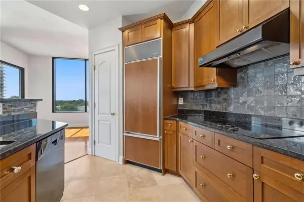 $399,900 | 2828 Peachtree Road Northwest, Unit 802, Atlanta, GA 30305