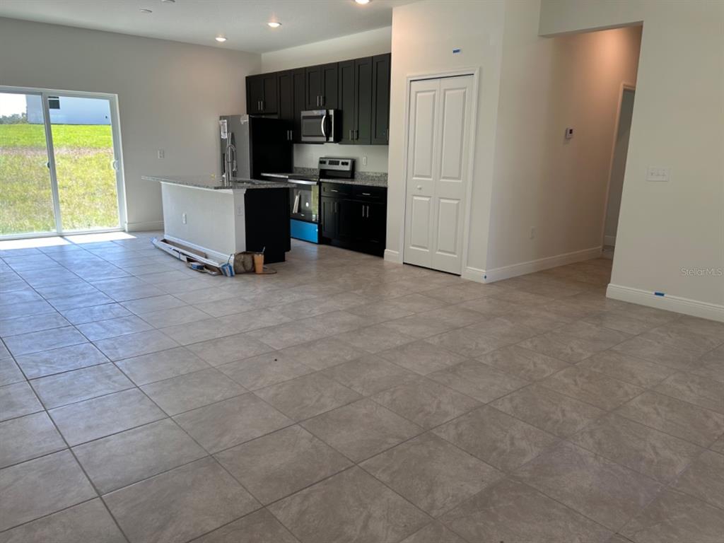 16948 Southwest 39th Circle Ocala, FL 34473 - Photo 2 of 7