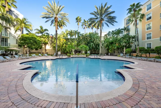 $448,000 | 651 Okeechobee Boulevard, Unit 1107, West Palm Beach, FL 33401