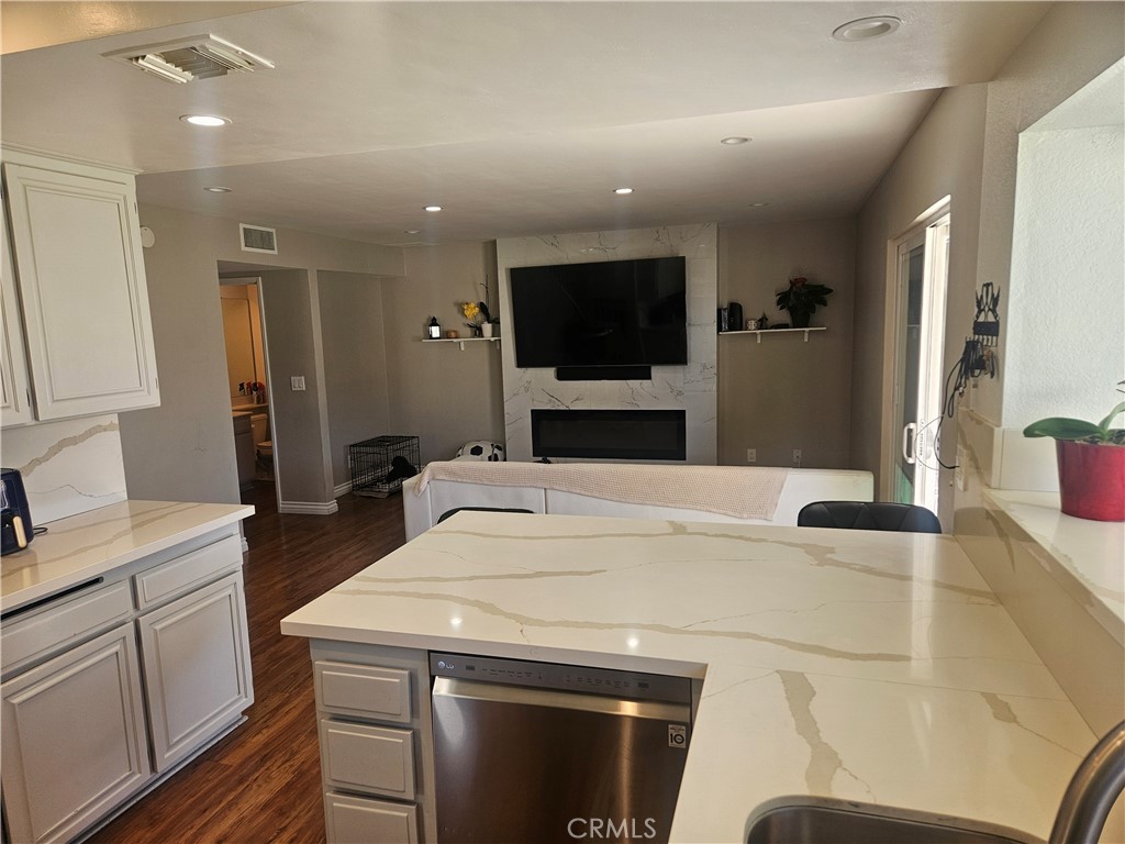 37323 Daybreak Street Palmdale, CA 93550 - Photo 15 of 58