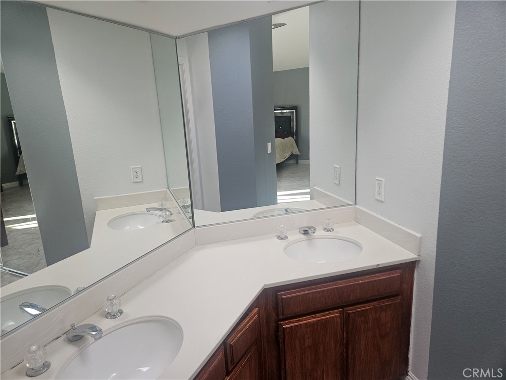 37323 Daybreak Street Palmdale, CA 93550 - Photo 36 of 58