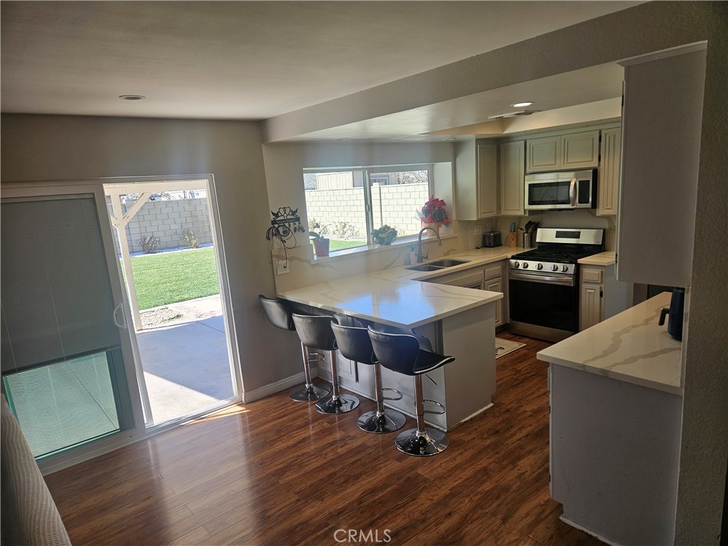 37323 Daybreak Street Palmdale, CA 93550 - Photo 8 of 58