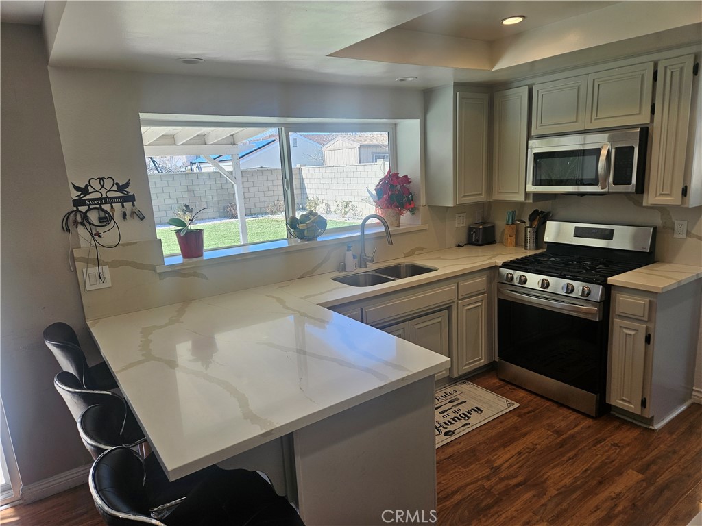 37323 Daybreak Street Palmdale, CA 93550 - Photo 9 of 58