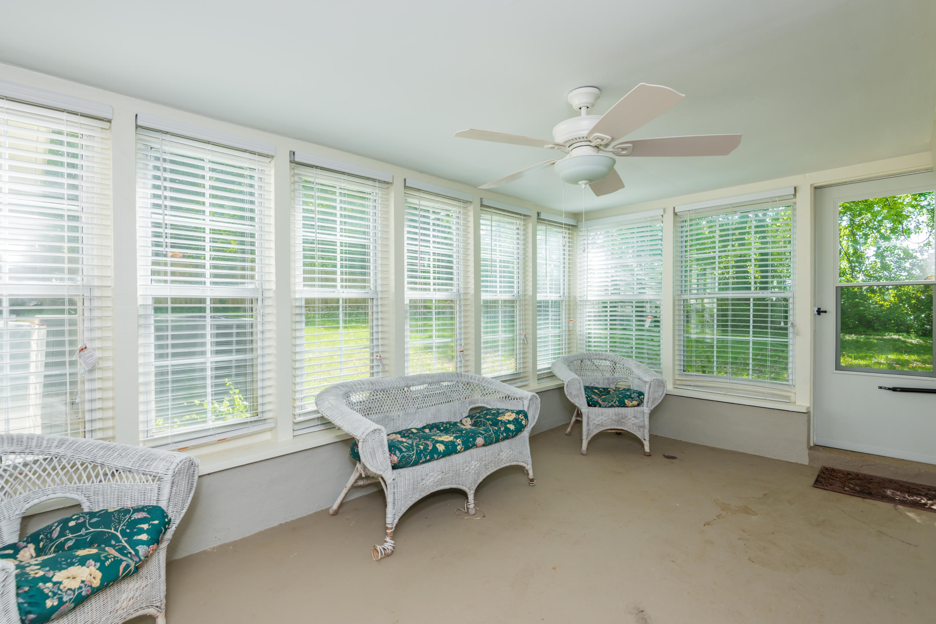 401 Kendall Road Knoxville, TN 37919 - Photo 18 of 31 401KendallRd-24