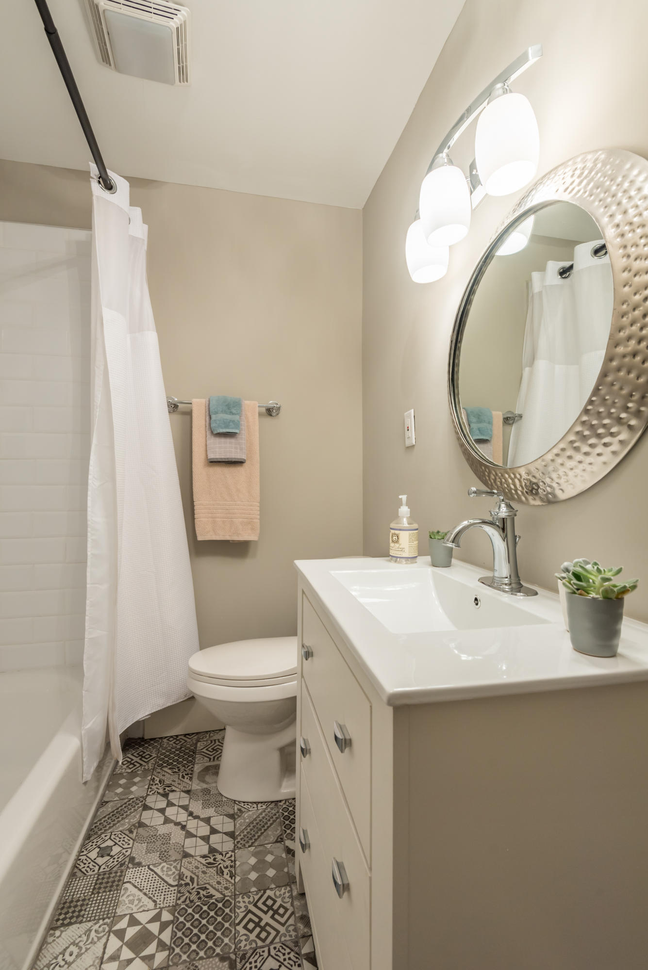 401 Kendall Road Knoxville, TN 37919 - Photo 19 of 31 401KendallRd-30