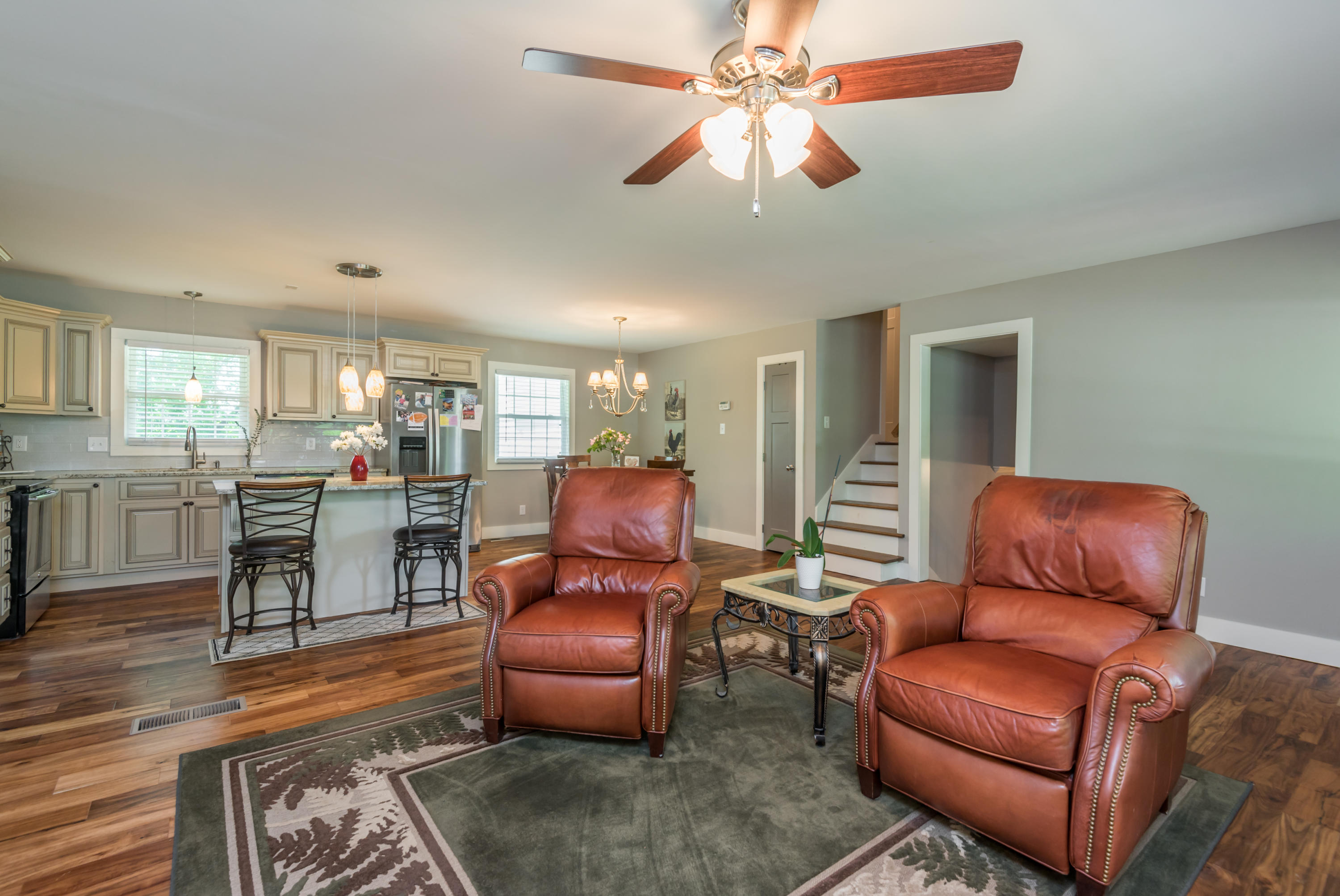 401 Kendall Road Knoxville, TN 37919 - Photo 5 of 31 401KendallRd-9