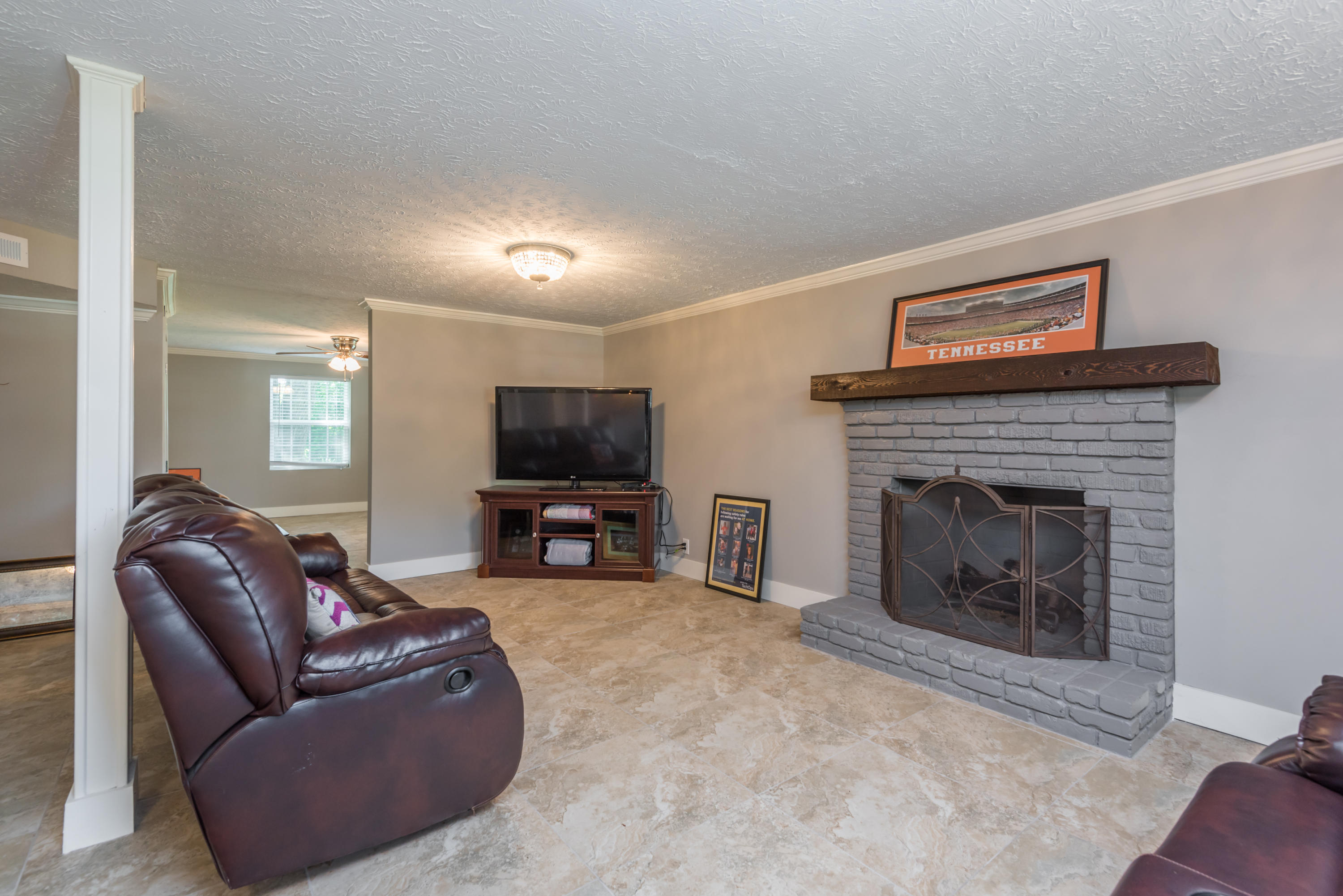 401 Kendall Road Knoxville, TN 37919 - Photo 10 of 31 401KendallRd-15