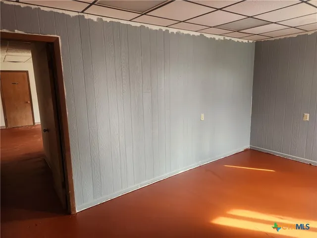 a view of a room with an empty space