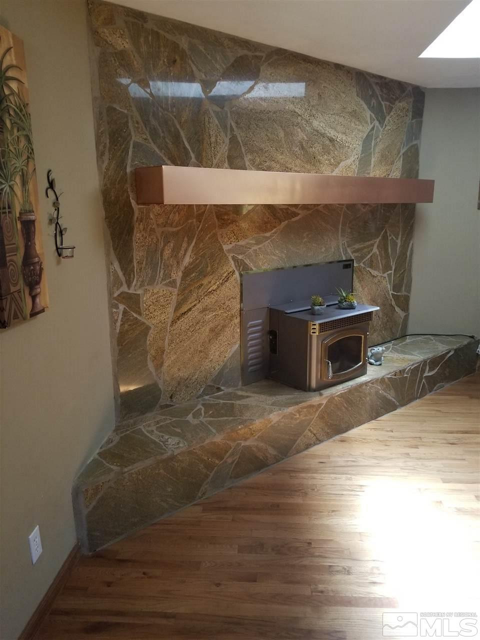 2130 Yuma Lane Reno, NV 89509 - Photo 8 of 25 a room with a fireplace