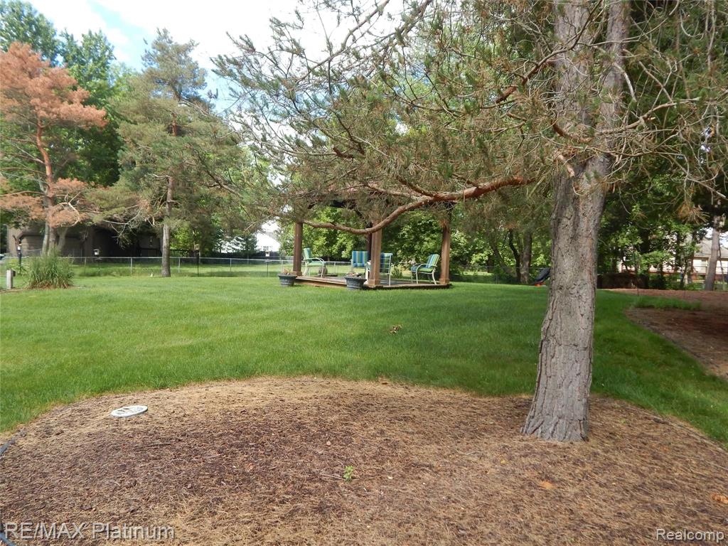 9073 Townley Road Fenton, MI 48430 - Photo 65 of 68
