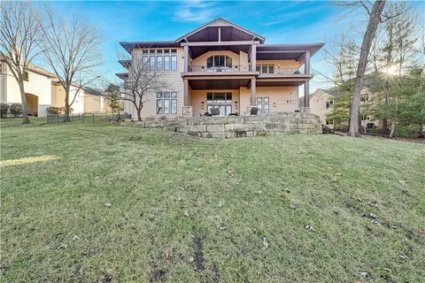 $1,875,000 | 100 Hever Knoll, Loch Lloyd, MO 64012