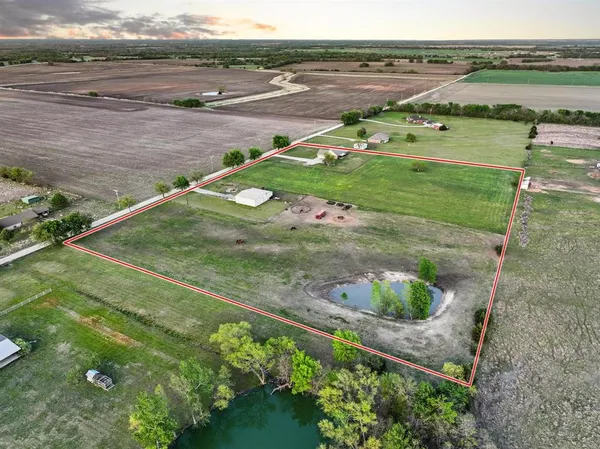 $650,000 | 420 County Road 4825, Leonard, TX 75452