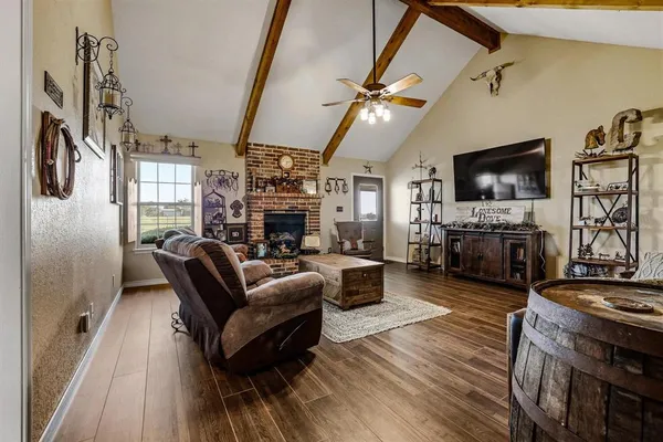 $650,000 | 420 County Road 4825, Leonard, TX 75452