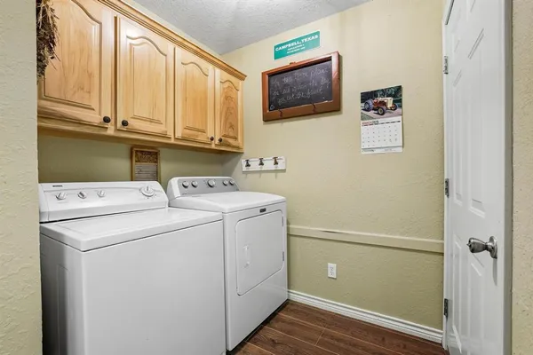 $650,000 | 420 County Road 4825, Leonard, TX 75452