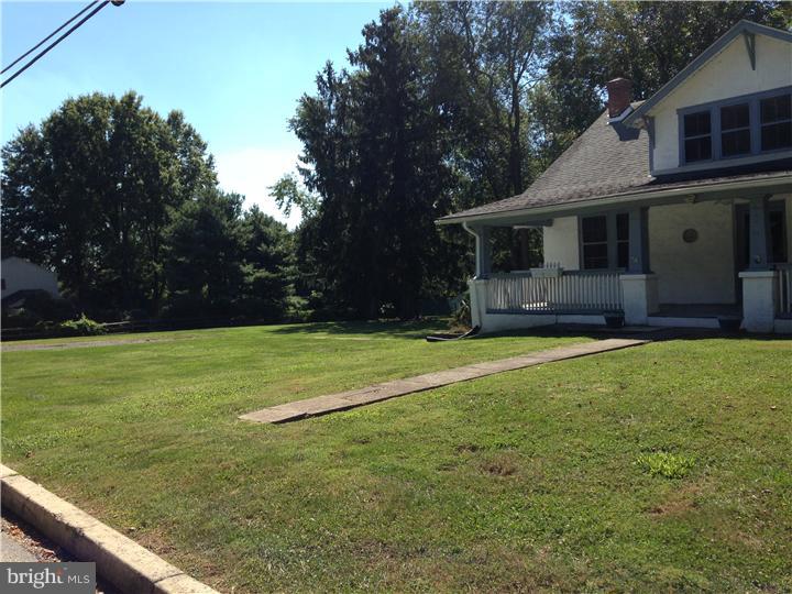 204 Level Road Collegeville, PA 19426 - Photo 3 of 17